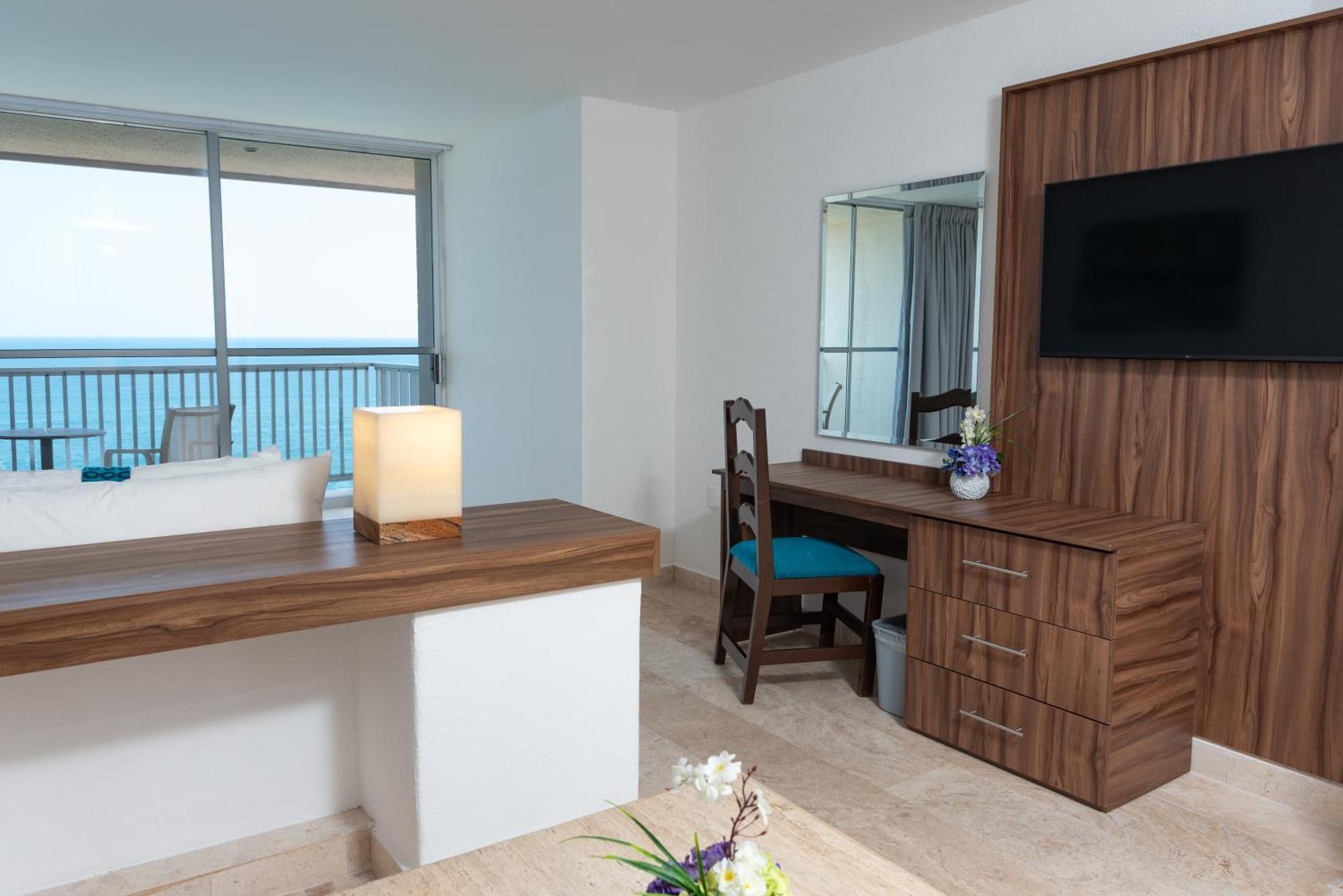 Ritz Acapulco All Inclusive Ngoại thất bức ảnh A room at the hotel